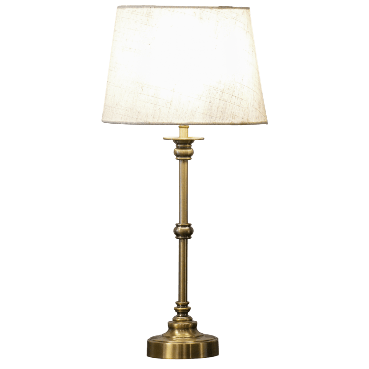 Axel Mini 50cm Antikk messing bordlampe Fra Lampan - Axel mini er en elegant bordlampe med et klassisk uttrykk og dekorative detaljer.