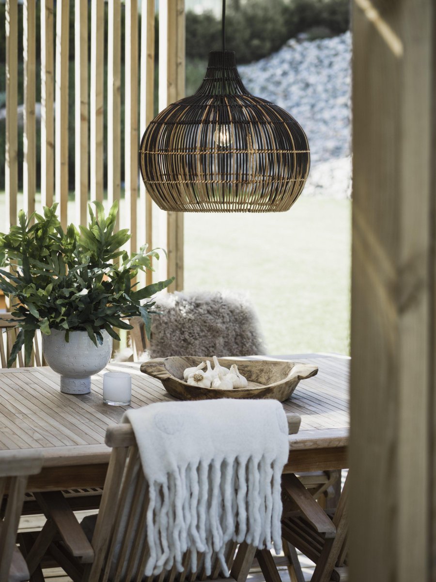 Martha Ø38 Natur Taklampe Fra PR Home - Leveres med sort E27 ledning, 1,2m med takkopp.