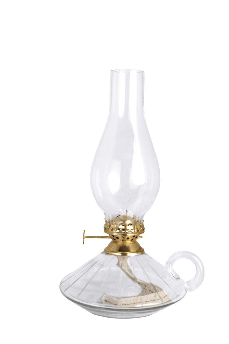 Zoom bilde av Kerosene lamp with handle big Gjennomsiktig Fra Strömshaga - Oljehuset er laget av klart glass med vakkert etsede kanter som gir lampen et elegant og tidl&oslash;st uttrykk.