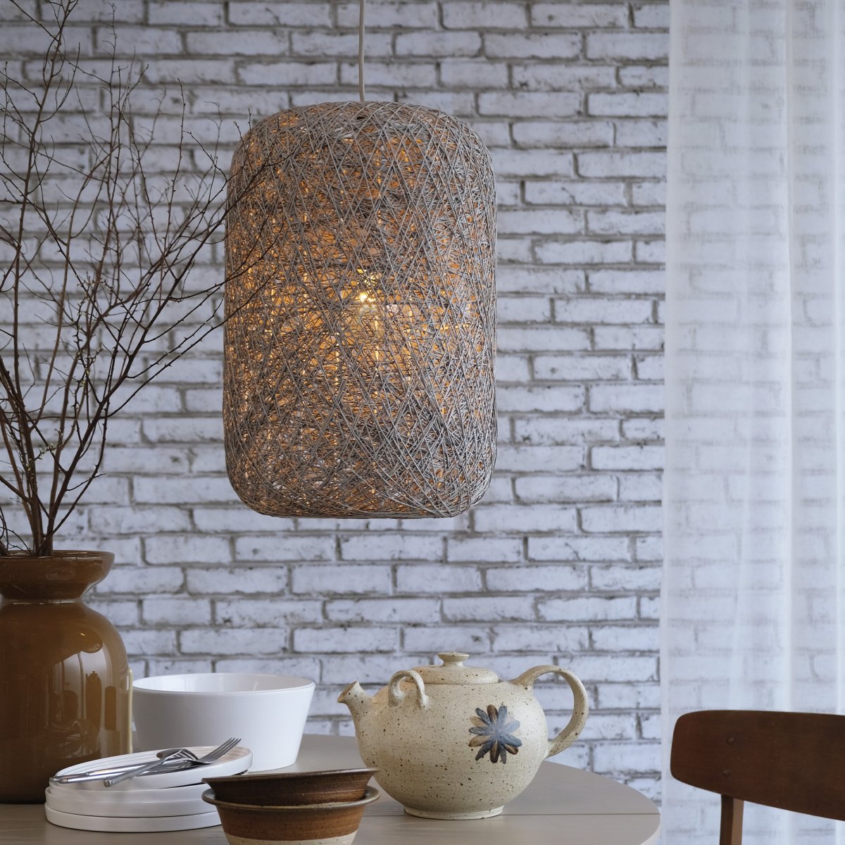 Spin Ø30 Grå Taklampe Fra Dyberg Larsen - Lampan finns i tre olika storlekar, och denna variant &auml;r den mellersta i serien.
