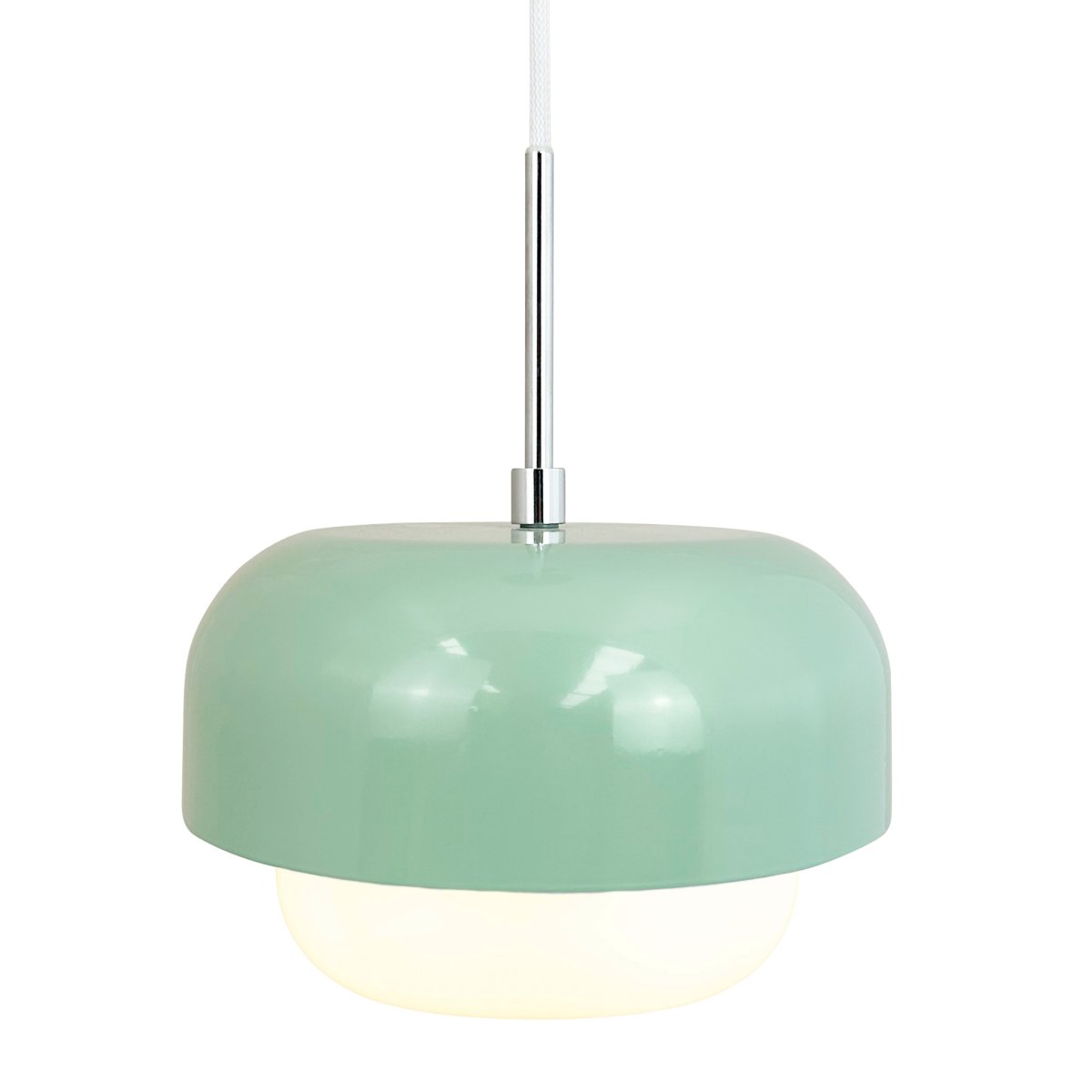 Haipot Ø23 Mynte Taklampe Fra Dyberg Larsen - Lampen er designet av danske Frank Kerdil og produsert i samarbeid med stylist Anette Eckmann, og er inspirert av det japanske universet og Australias vakre farger.
