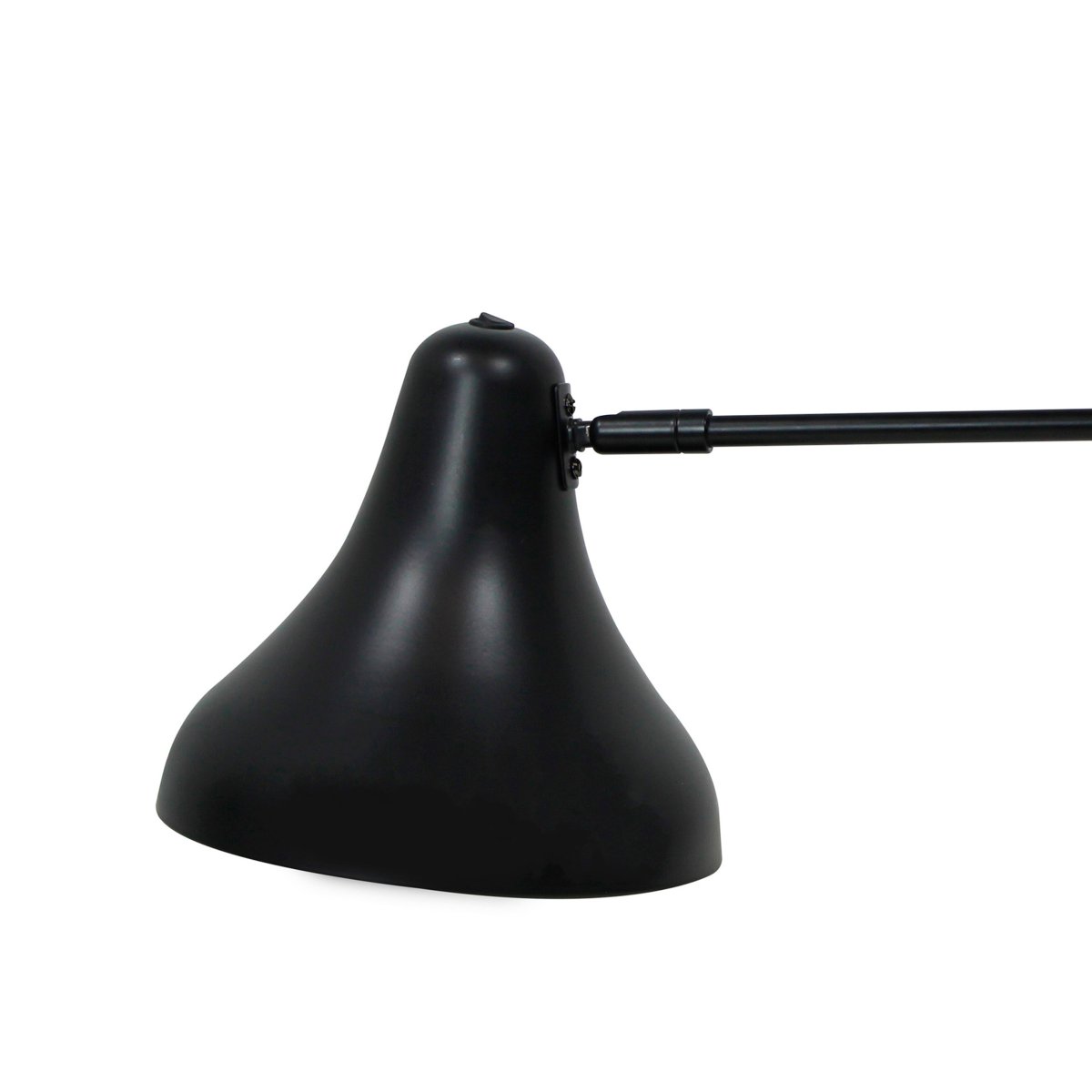 Tokyo 32cm Svart vegglampe Fra Dyberg Larsen - Den minimalistiske formen og industrielle følelsen gjør Tokyo til en diskret, men elegant interiørdetalj som smelter inn i både moderne og klassiske miljøer.
