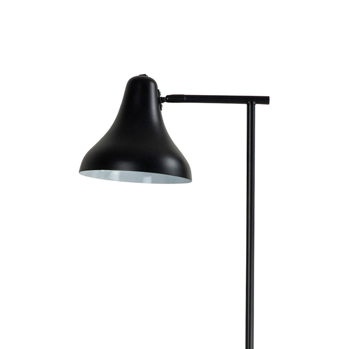 Tokyo Svart gulvlampe Fra Dyberg Larsen - Tokyo er en lampeserie med et helt unikt design.