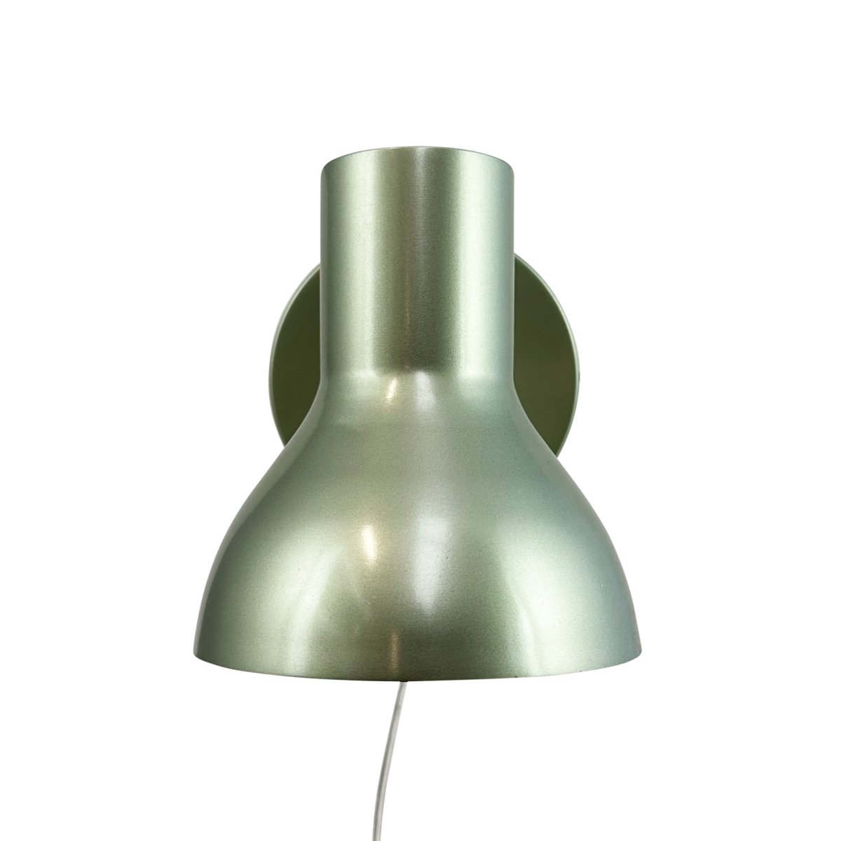 Bob Grønn leselampe Fra Dyberg Larsen - Bob &auml;r det perfekta valet f&ouml;r det moderna hemmet och kombinerar stilren design med funktionalitet.