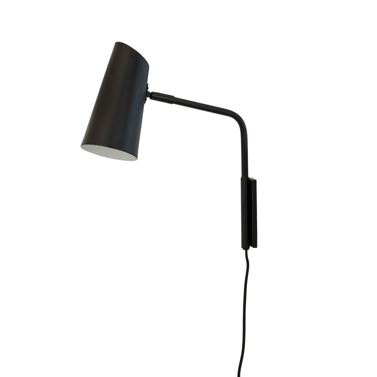 Pallas 38cm Svart vegglampe Fra Dyberg Larsen - Pallas vegglampe i sort metall er en moderne og stilig belysningsløsning.