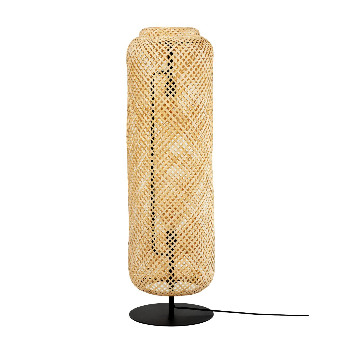 Boom Natur gulvlampe Fra Dyberg Larsen - Boom gulvlampe fra Dyberg Larsen er en vakker, håndvevd lampe i bambus og naturlig farge som skaper et varmt og innbydende lys.