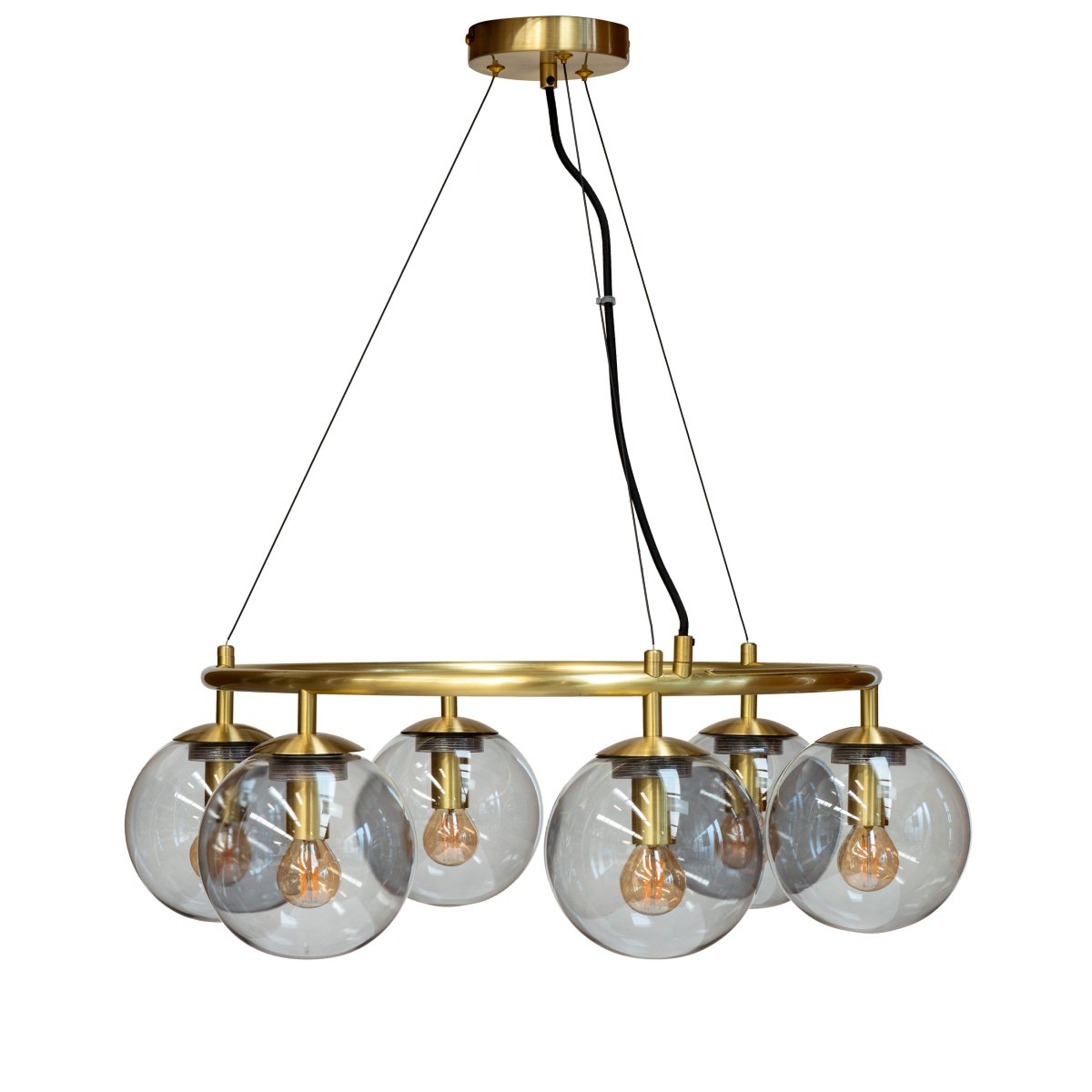 Como Ø65 Messing Taklampe Fra Dyberg Larsen - Como er en eksklusiv taklampe i messing som kombinerer retroinspirert design med moderne elementer.