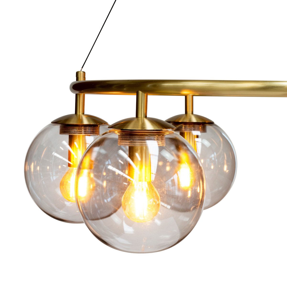 Como Ø65 Messing Taklampe Fra Dyberg Larsen - Como er en eksklusiv taklampe i messing som kombinerer retroinspirert design med moderne elementer.
