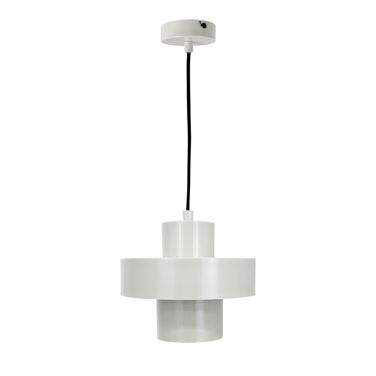 Stoke Ø20 Hvit Taklampe Fra Dyberg Larsen - Avhengig av fargevalg og plassering kan lampen fungere både som en skulpturell interiørdetalj og som lyspunkt, uansett om den plasseres over kjøkkenbordet, på skrivebordet eller i stue og soverom.