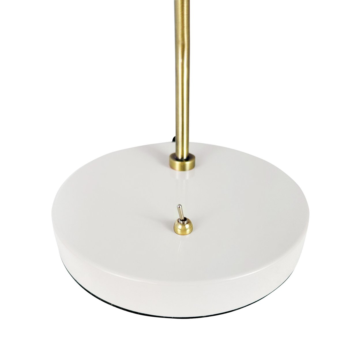 Sleep 43cm Blank hvit skrivebordslampe Fra Dyberg Larsen - Sleep-lampen tilbyr enkel eleganse og en myk belysning som bidrar til en avslappende atmosf&aelig;re.