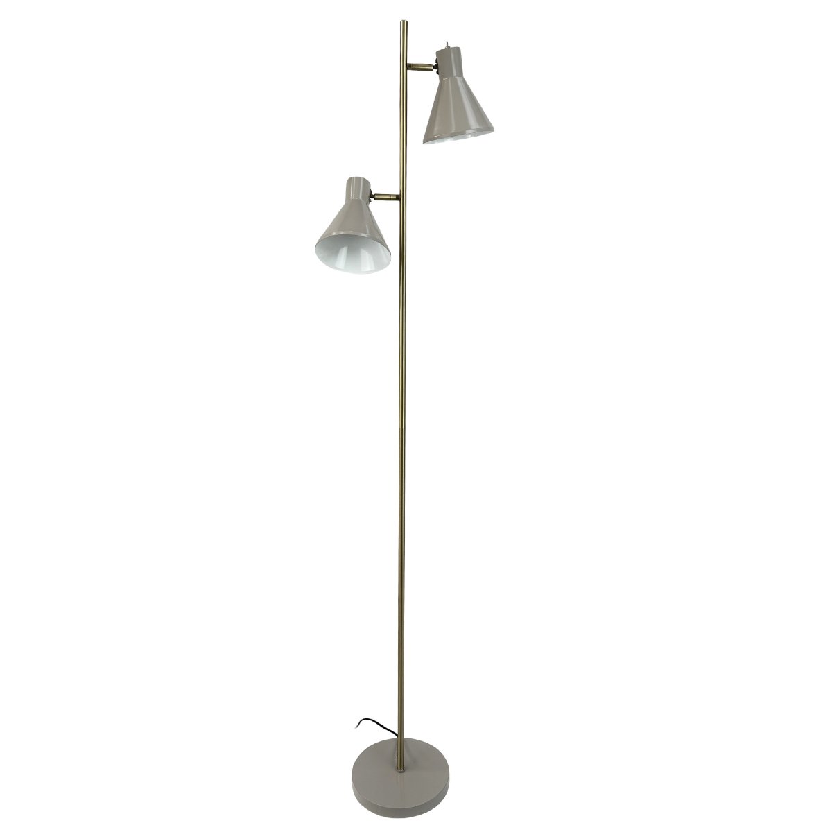 Sleep Skinnende beige gulvlampe Fra Dyberg Larsen - Fargen beige gir lampen et moderne og rent utseende som passer inn i ulike interi&oslash;rstiler, mens detaljene i antikk messing gir et elegant preg.