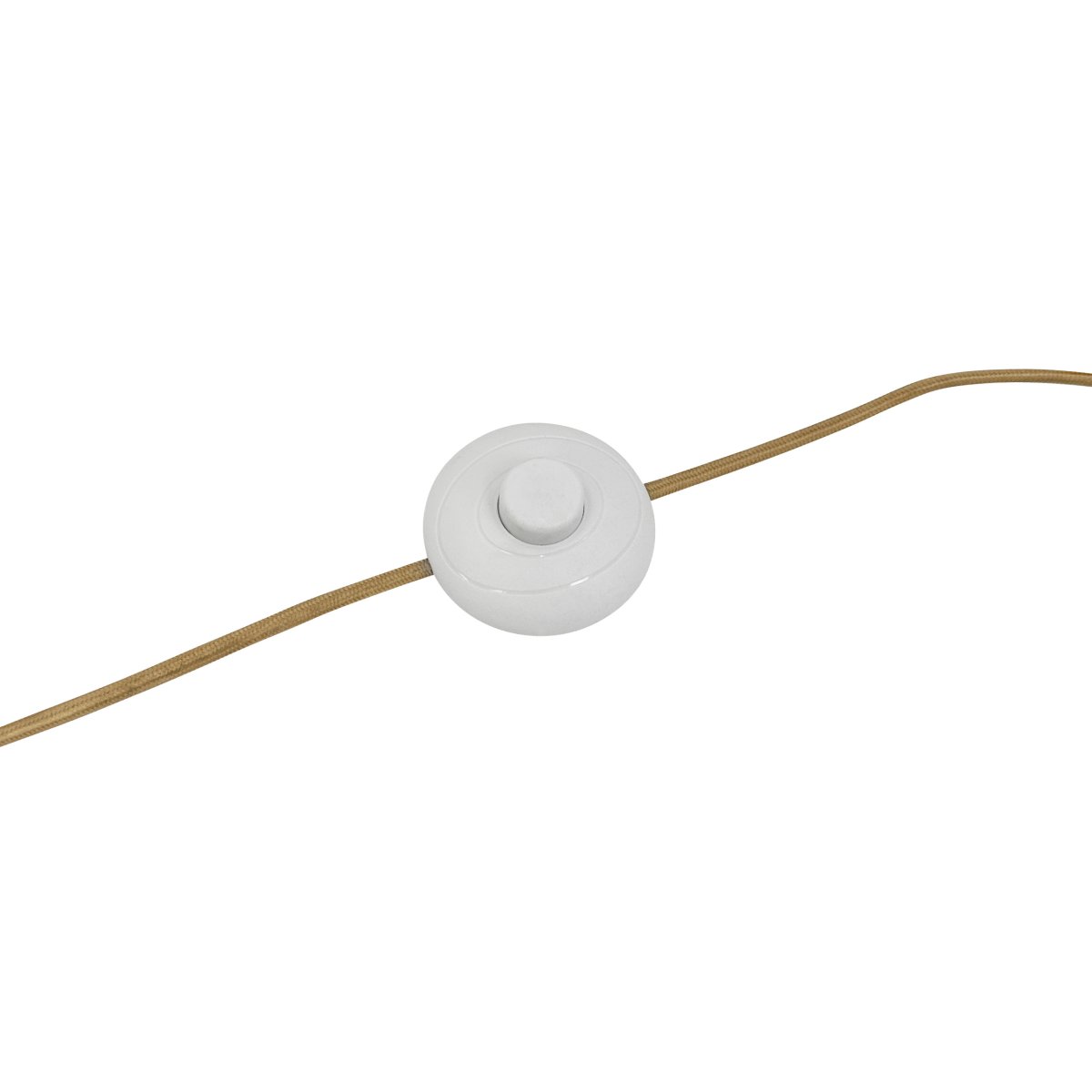 Globus Messing/beige gulvlampe Fra Dyberg Larsen - Lampen er laget av metall og kombinerer en myk beige tone med detaljer i messingfinish, noe som gir et harmonisk og moderne uttrykk.