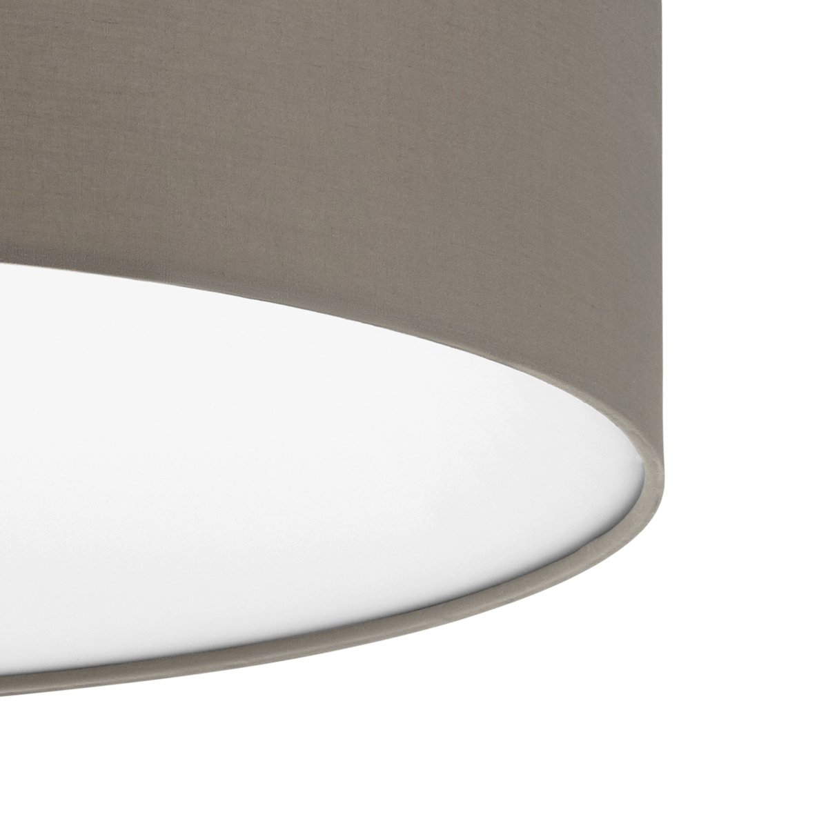 Pasteri Ø57 Taupe plafond Fra Eglo - Skjermen er trukket med tekstil i en elegant taupefarge som gir rommet en varm f&oslash;lelse.