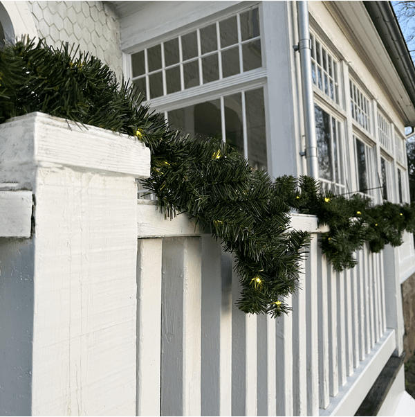 Ottawa 500cm Grønn Fra Star Trading - Gr&oslash;nn krans med 60 LED-lys.