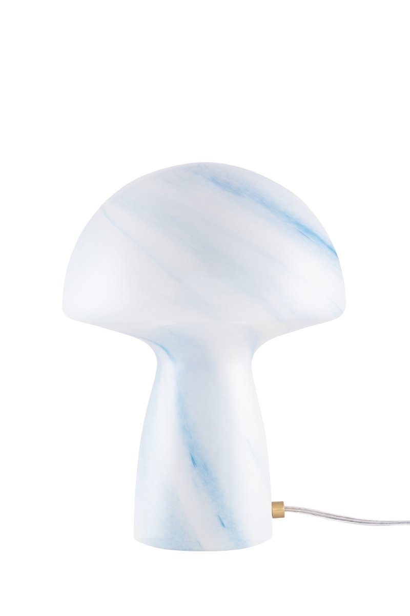 Fungo Swirl 30cm Blå bordlampe Fra Globen Lighting - Hver lampe er munnblåst og unik, noe som betyr at variasjoner i farge, glasstykkelse og mønster forekommer.