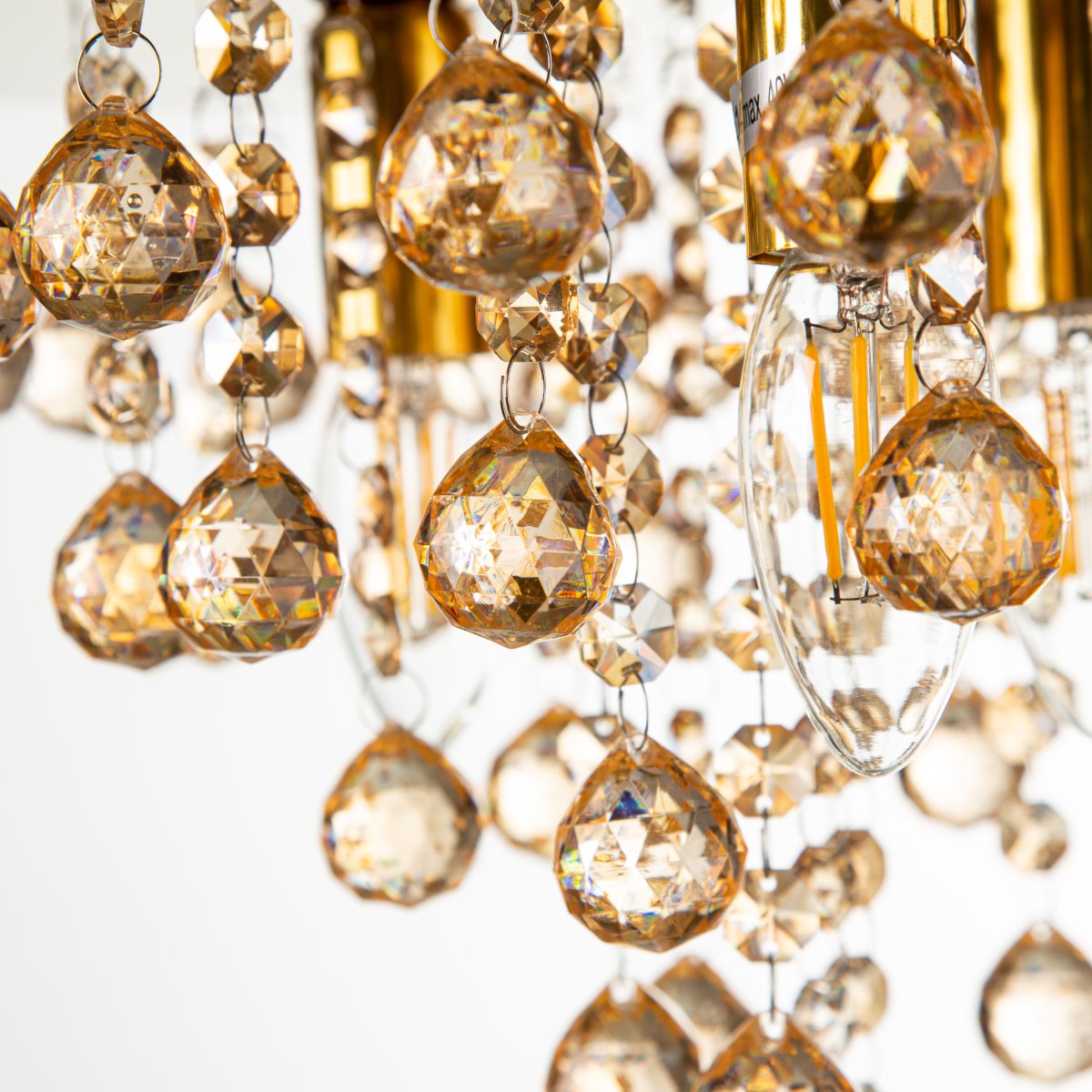 London Ø46 Gull plafond Fra Globo Lighting - London &auml;r en elegant plafond i guld med dekorativa prismor.
