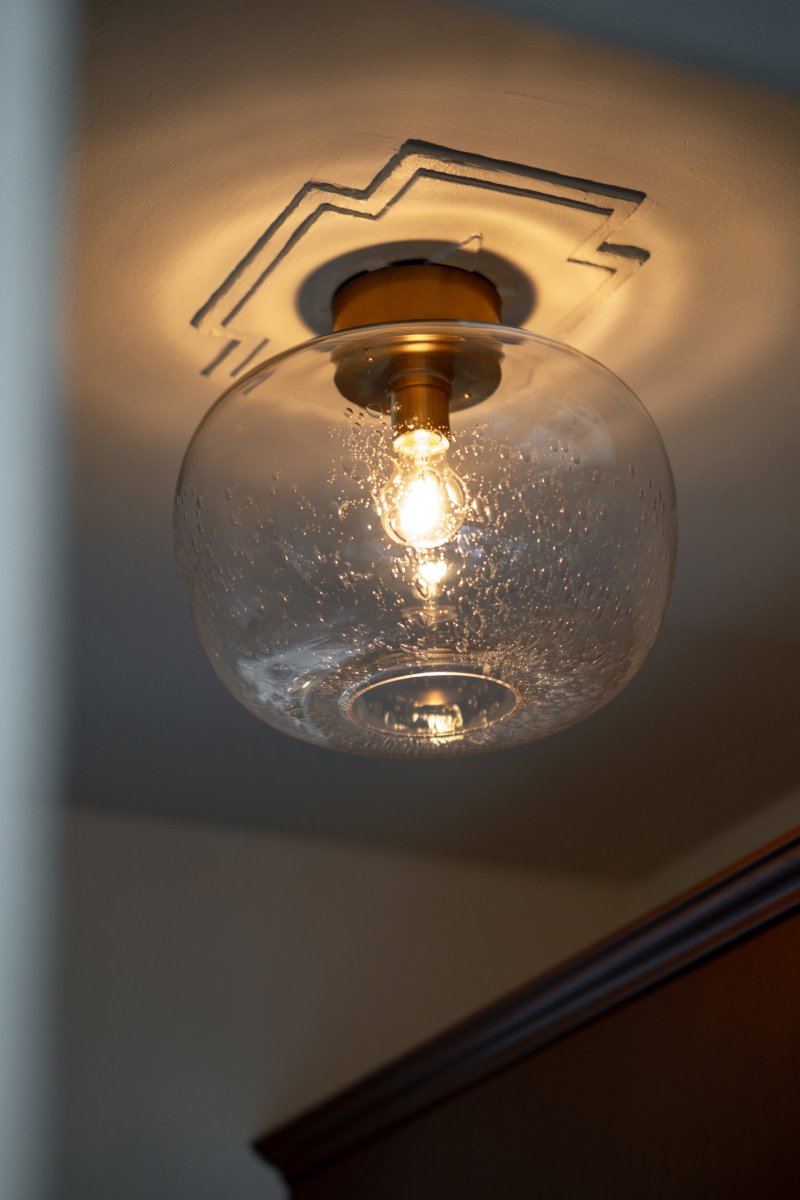 Soda Ø35 Klar plafond Fra Globen Lighting - Brus sprer en myk og behagelig glød og blir både et dekorativt og funksjonelt innslag i taket.