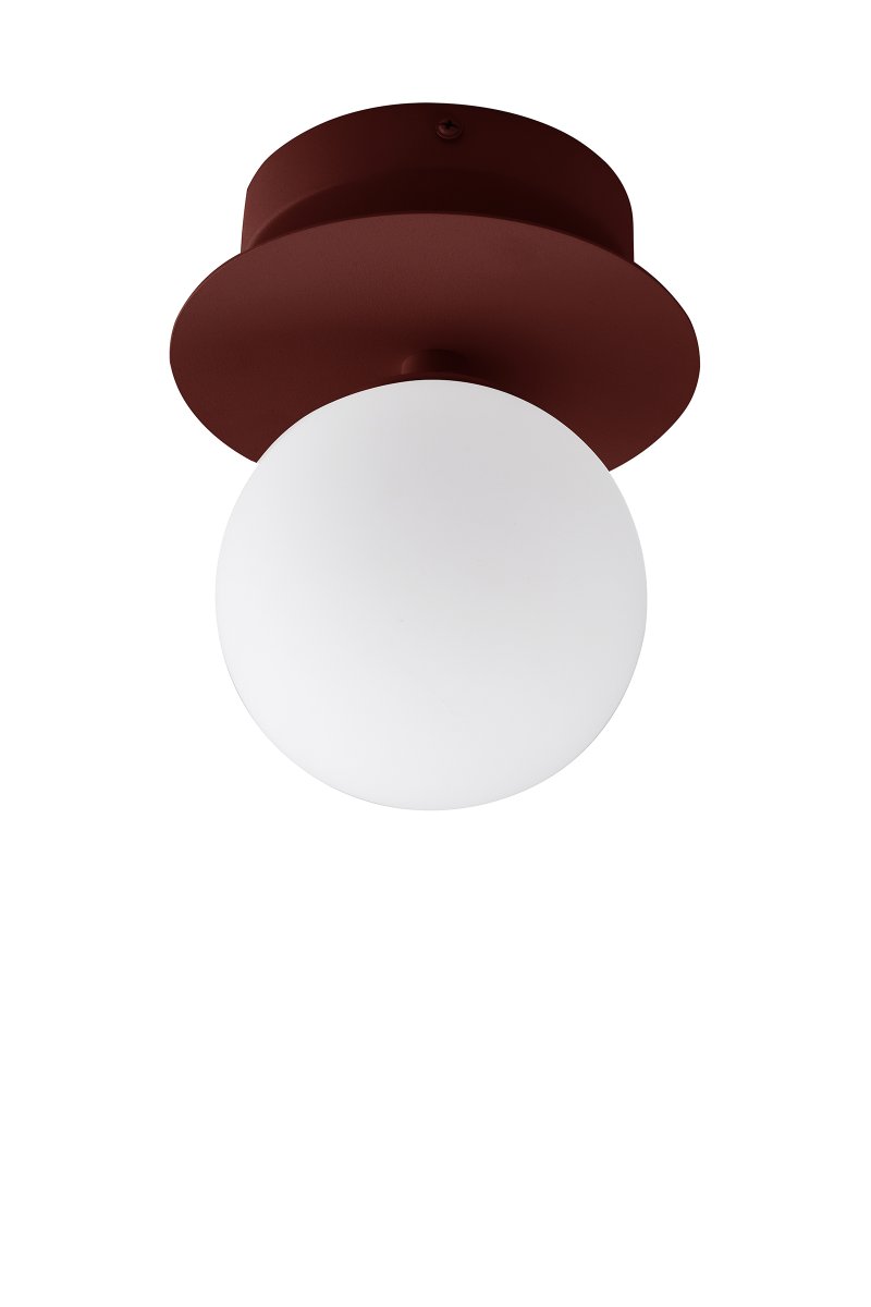 Art Deco Ø16 Burgunder baderomslampe Fra Globen Lighting - Takket v&aelig;re IP44-klassifiseringen er lampen ogs&aring; egnet for badet og kan monteres b&aring;de p&aring; veggen og i taket som taklampe.