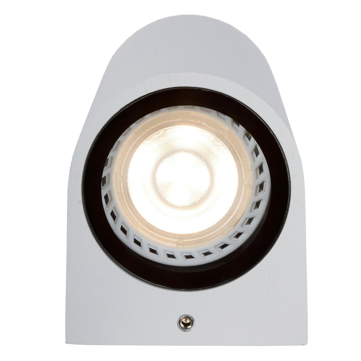 Zaro Hvit utendørslampe Fra Lucide - Som seg hør og bør med moderne belysning, er Zaro kompatibel med LED-lys, noe som gjør utemiljøet ditt for et komplett og sofistikert utseende.