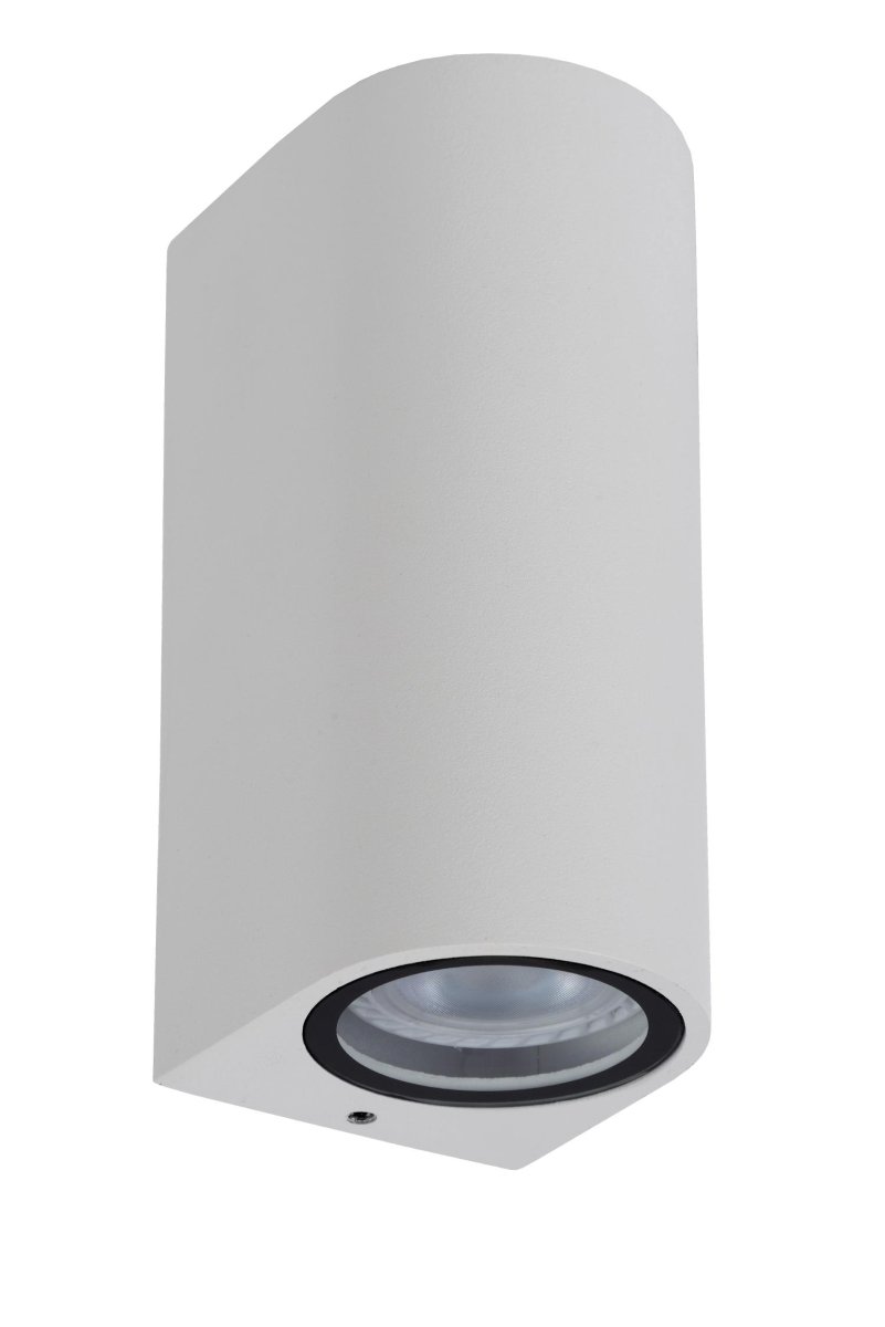 Zaro Hvit utendørslampe Fra Lucide - Som seg hør og bør med moderne belysning, er Zaro kompatibel med LED-lys, noe som gjør utemiljøet ditt for et komplett og sofistikert utseende.
