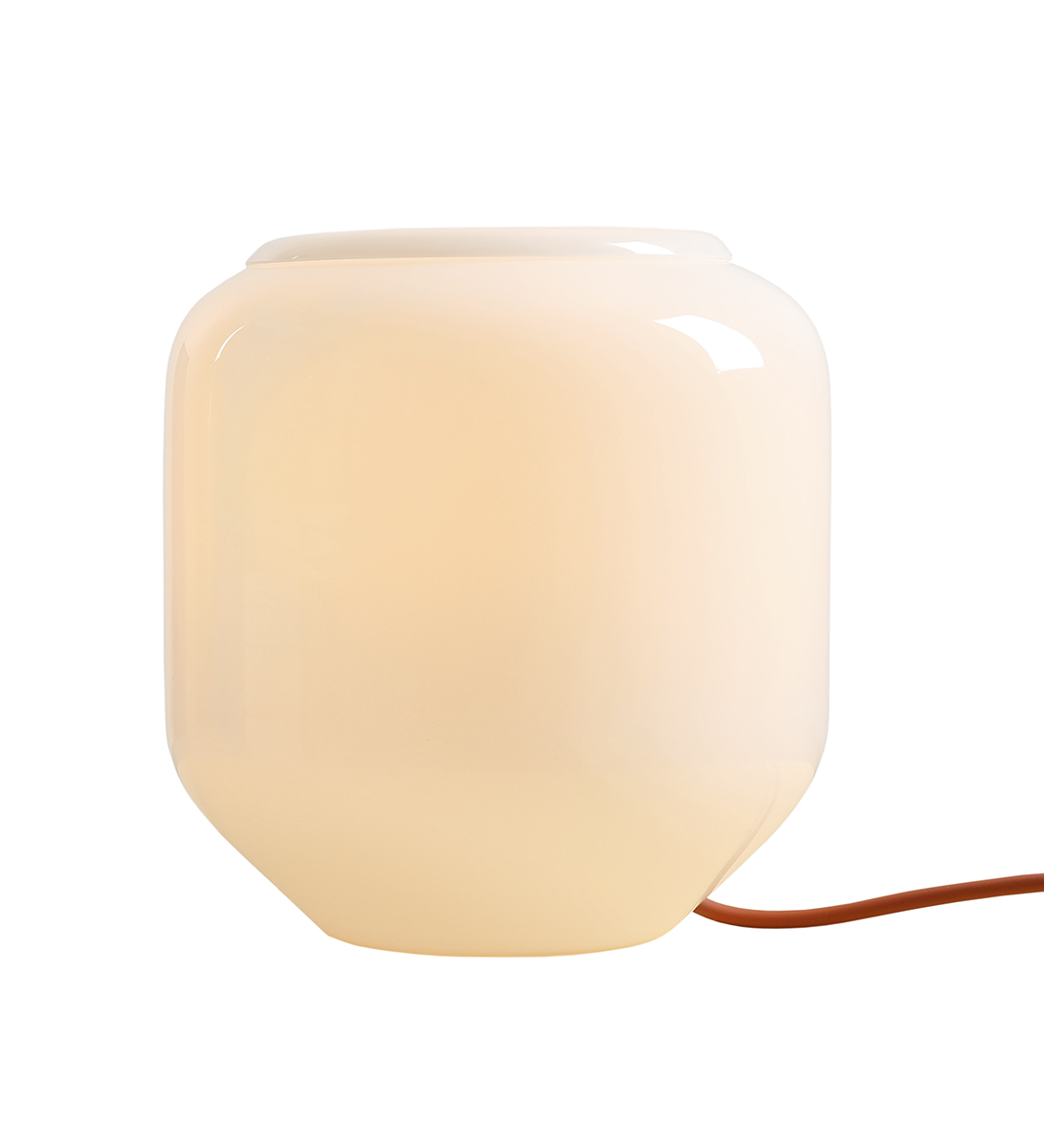 Flask 18cm Hvit/terrakotta bordlampe Fra Artera - Den terrakottafargede ledningen er en fin fargerik detalj som gir lampen et harmonisk og lekent uttrykk.