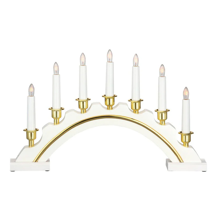 Celine Hvit Fra Markslöjd - Celine Advent lysestake Hvit er en tidl&oslash;s og elegant lysestake til advent.