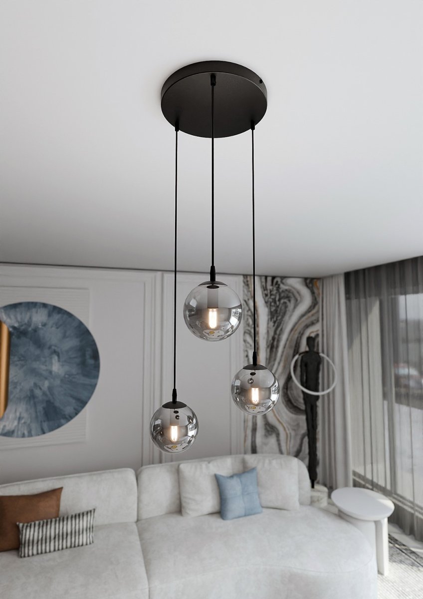 Cosmo Premium Ø40 Røykfarget Taklampe Fra Emibig Lighting - Dens minimalistiske stil passer inn i de nyeste trendene samtidig som den opprettholder fortidens eleganse.