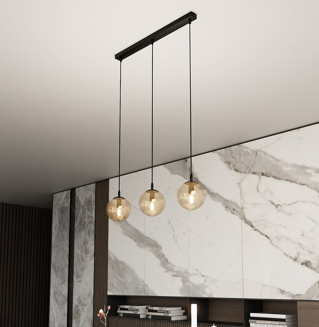 Cosmo 70cm Rav Taklampe Fra Emibig Lighting - Dens minimalistiske stil passer inn i de nyeste trendene samtidig som den opprettholder fortidens eleganse.