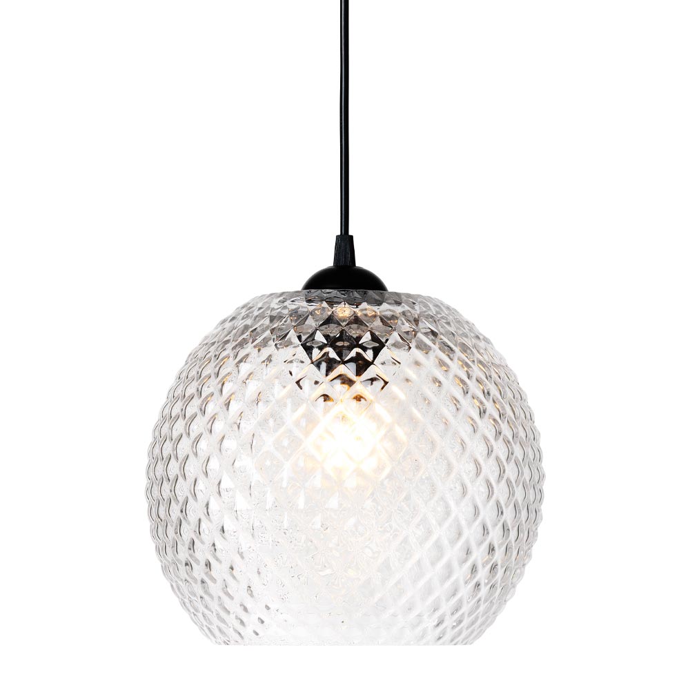 Nobb Ø22 Klar Taklampe Fra Halo Design - Den sorte fjæringen gir en moderne kontrast og gjør at Nobb smelter inn i både klassiske og trendy miljøer.