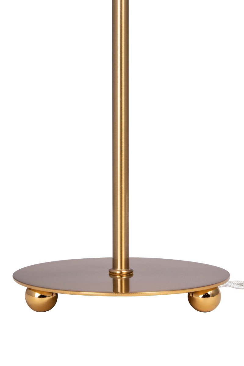 Edith 50cm Brun bordlampe Fra Globen Lighting - Edith har en nyanse av kremhvit plissert tekstil med vakker glans og fint fall takket v&aelig;re det velstore tekstilet.