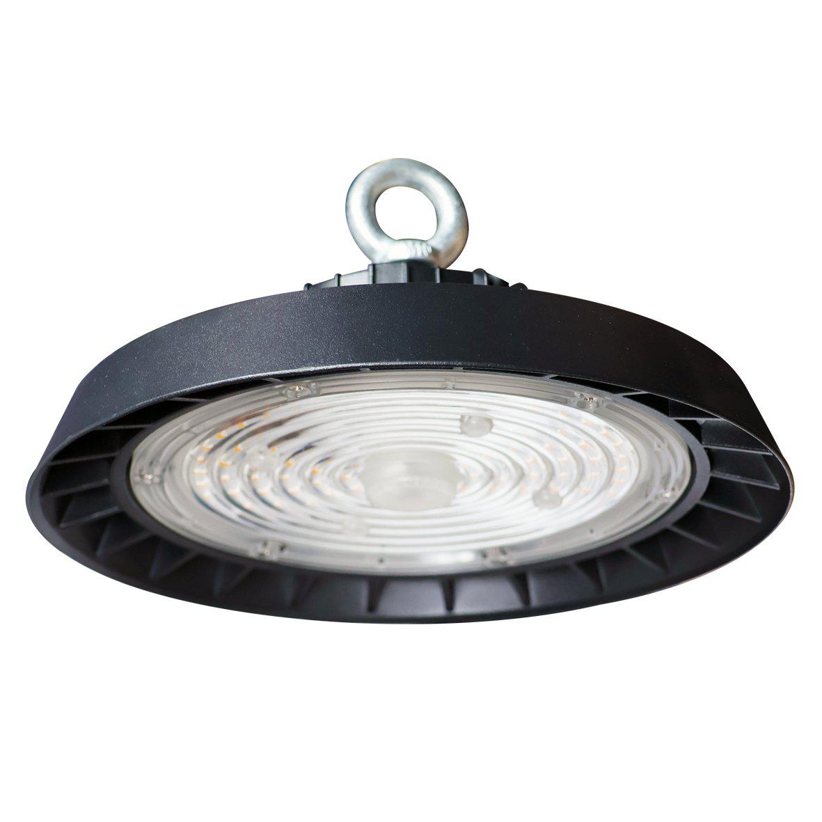 Highy High Bay 100W 4000K Svart Fra Designlight - Highy gir deg et rimelig alternativ for generell belysning av større områder uten at det går på bekostning av lyskvaliteten.