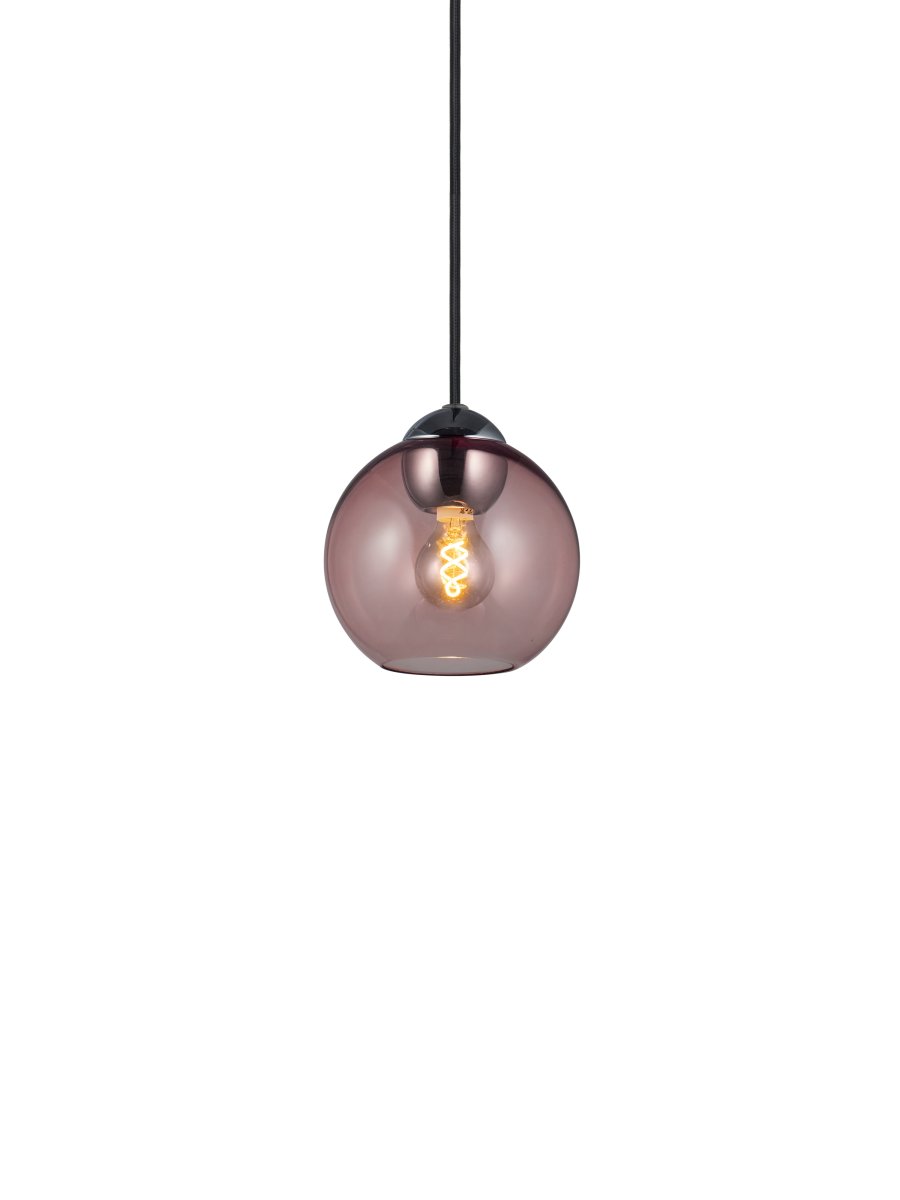 Bubbles Ø14 Rosa Taklampe Fra Halo Design - Den enkle formen på Bubbles-lampen gir den et vakkert design.