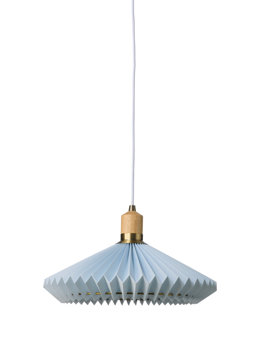 Zoom bilde av Paris Ø40 Lys blå Taklampe Fra Halo Design - Med sin diameter på 40 cm sprer Paris et mykt og behagelig lys som bidrar til en koselig atmosfære.