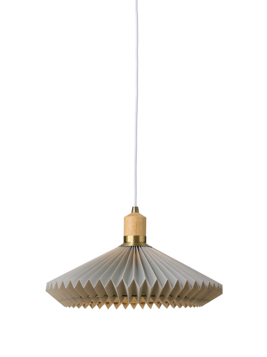 Paris Ø40 Grå Taklampe Fra Halo Design - Med sin diameter på 40 cm sprer Paris et mykt og behagelig lys som bidrar til en koselig atmosfære.