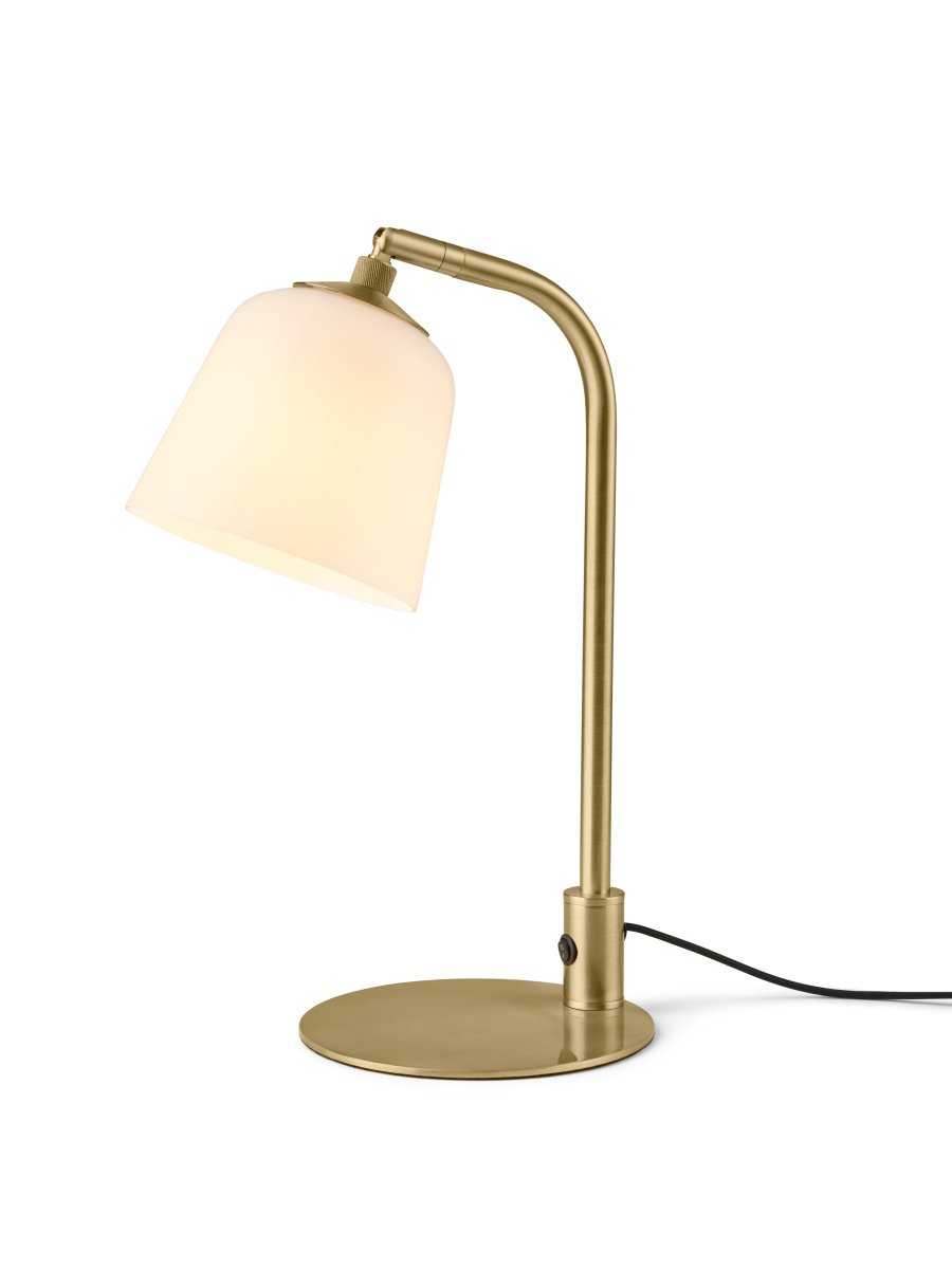 Room 49 40cm Antikk messing bordlampe Fra Halo Design - Rom 49 er ikke bare en lyskilde &ndash; det er en stilig interi&oslash;rdetalj som fremhever enhver plass.