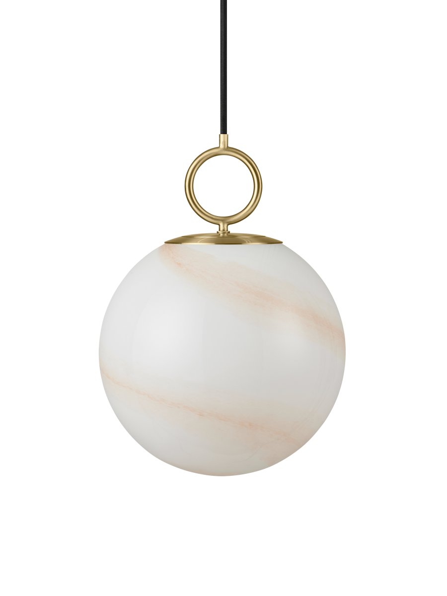 Stockholm Ø25 Brun Taklampe Fra Halo Design - Stockholm er ikke bare en lampe, men en stilig interiørdetalj som gir hjemmet ditt et eksklusivt preg.
