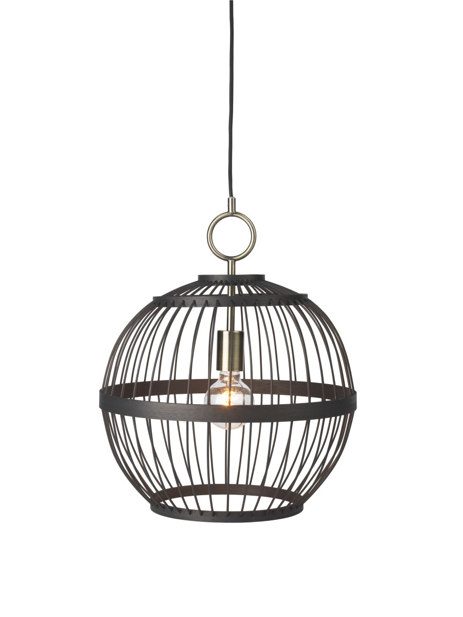 Zoom bilde av Stockholm Nordic Ø40 Svart Taklampe Fra Halo Design - Laget av svartoljet tre&auml; gir den en elegant og varm følelse som passer perfekt i både klassiske og moderne miljøer.