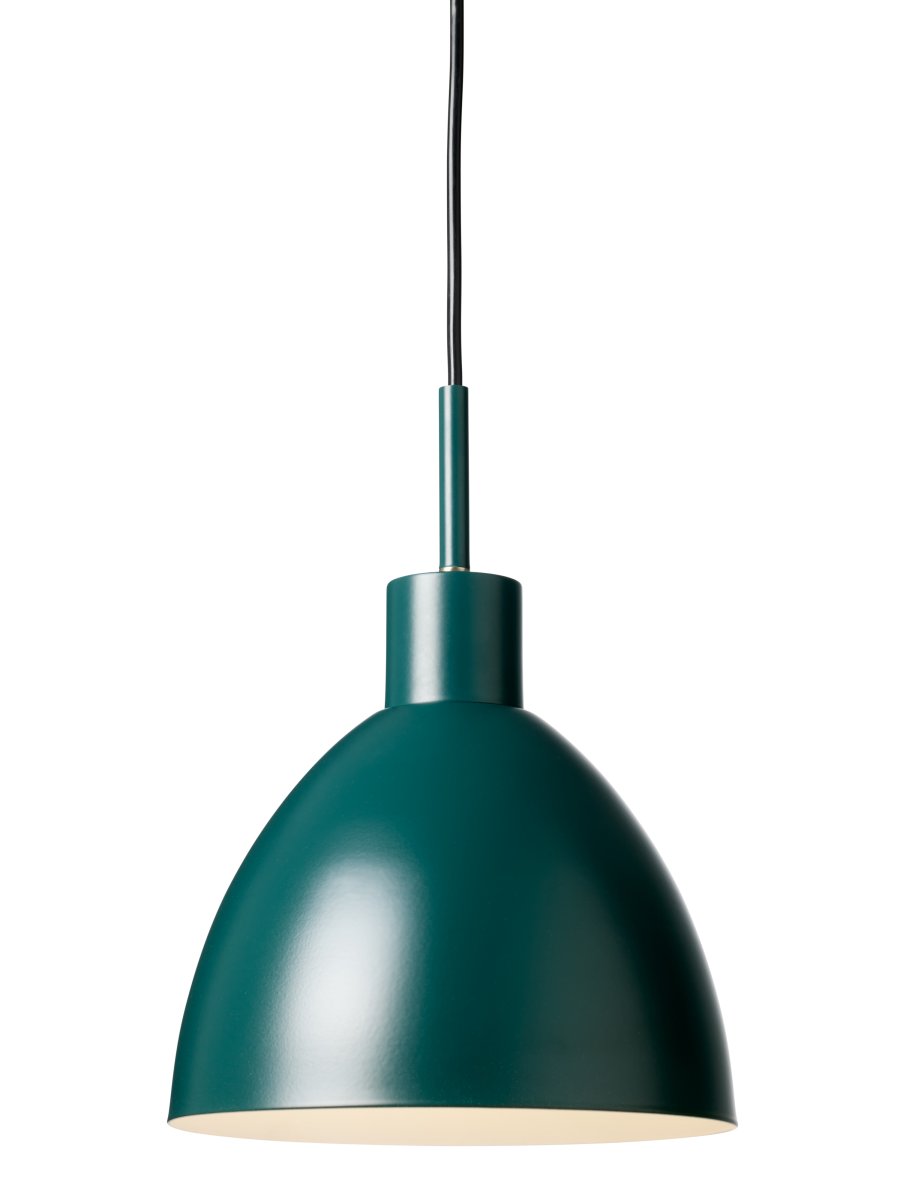 Rock Ø20 Grønn Taklampe Fra Halo Design - Rock er en lampe som kombinerer funksjonalitet med et trendy utseende &ndash; perfekt for &aring; l&oslash;fte innredningen din.