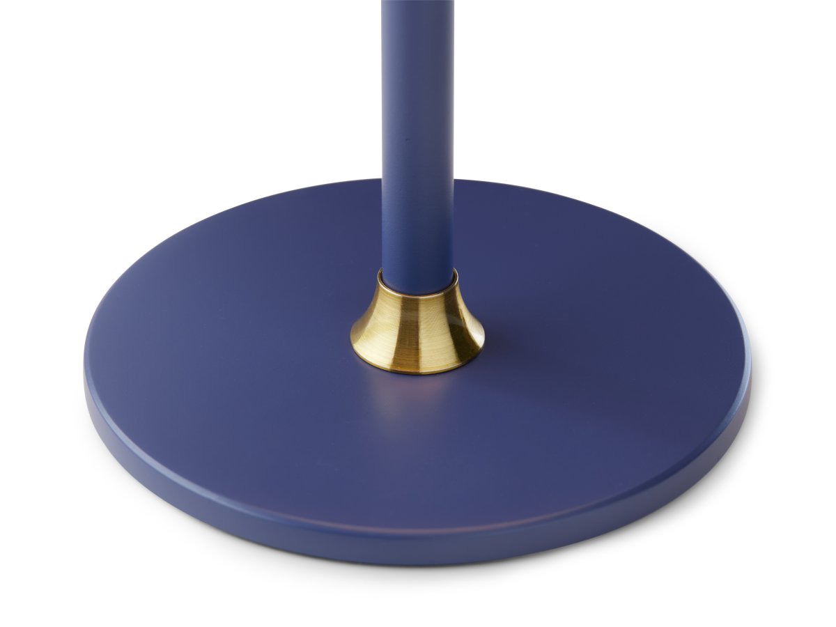 Moon Light 27cm Blå bærbar Fra Halo Design - Det oppladbare batteriet gir fleksibilitet og med den medf&oslash;lgende USB-kabelen kan du enkelt lade det.