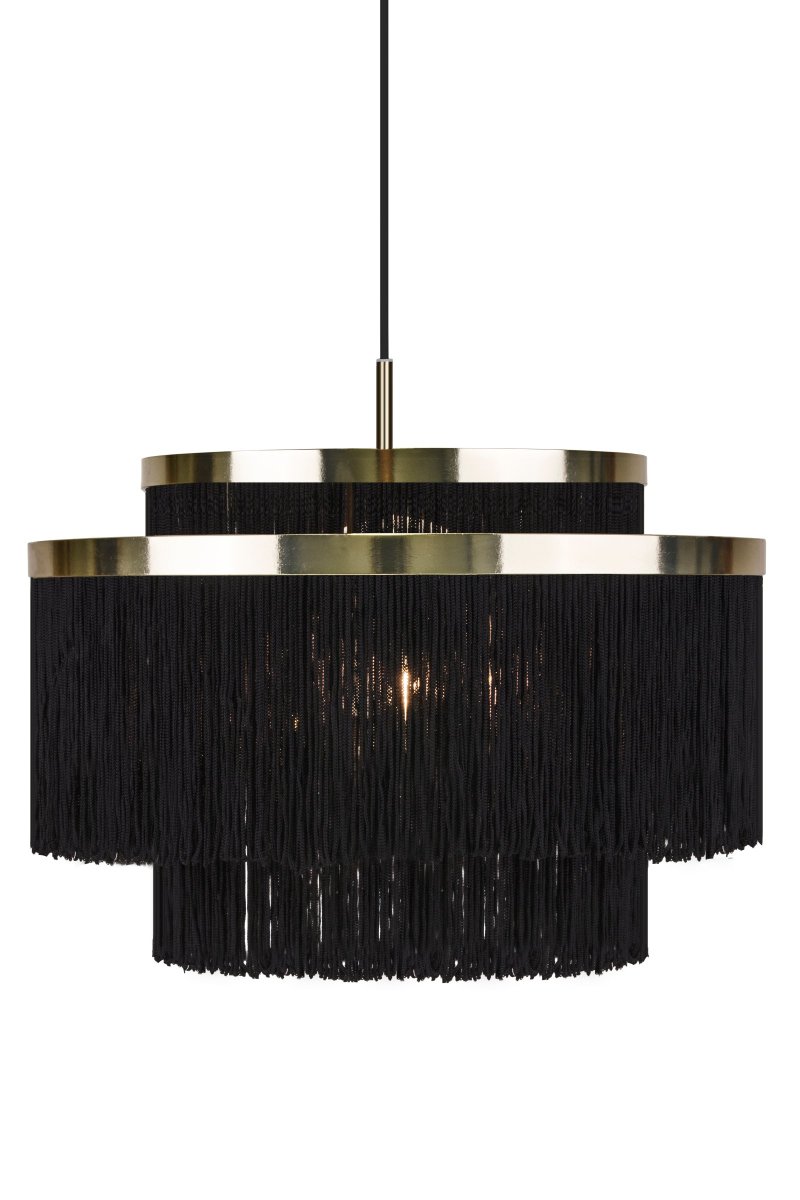 Frans Ø52 Svart Taklampe Fra Globen Lighting - Svart tekstil står i kontrast til messing/metall og den 120 cm svarte tekstilkabelen er prikken over i-en.