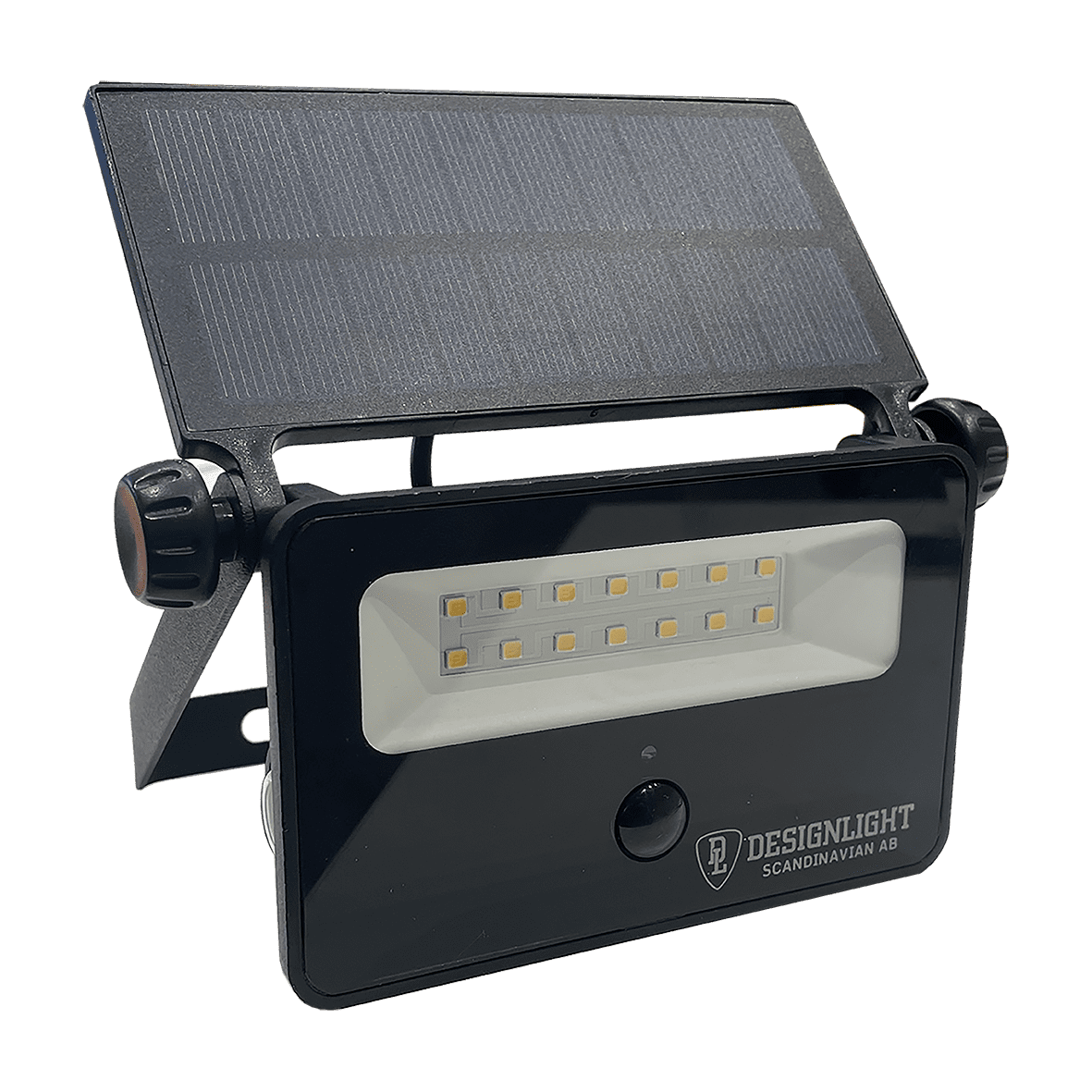 Batteridrevet lyskaster med sensor Svart solcellelampe Fra Designlight - Forutsatt at det er m&oslash;rkt (mindre enn 10 lux) og noen/noe beveger seg i et omr&aring;de 5 m eller n&aelig;rmere armaturen, sl&aring;r den seg p&aring; automatisk og opprettholder lyset i 30 sekunder fra siste registrerte bevegelse.