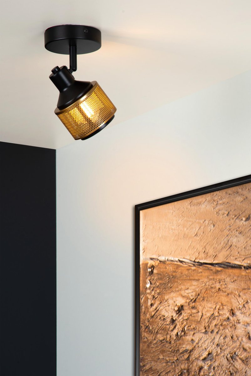 Rafa Svart spotlight Fra Lucide - Du kan ogsåå koble Rafa til en ekstern dimmer, noe som betyr at du enkelt kan skape atmosfære og komfort i alle rom og når som helst på dagen.