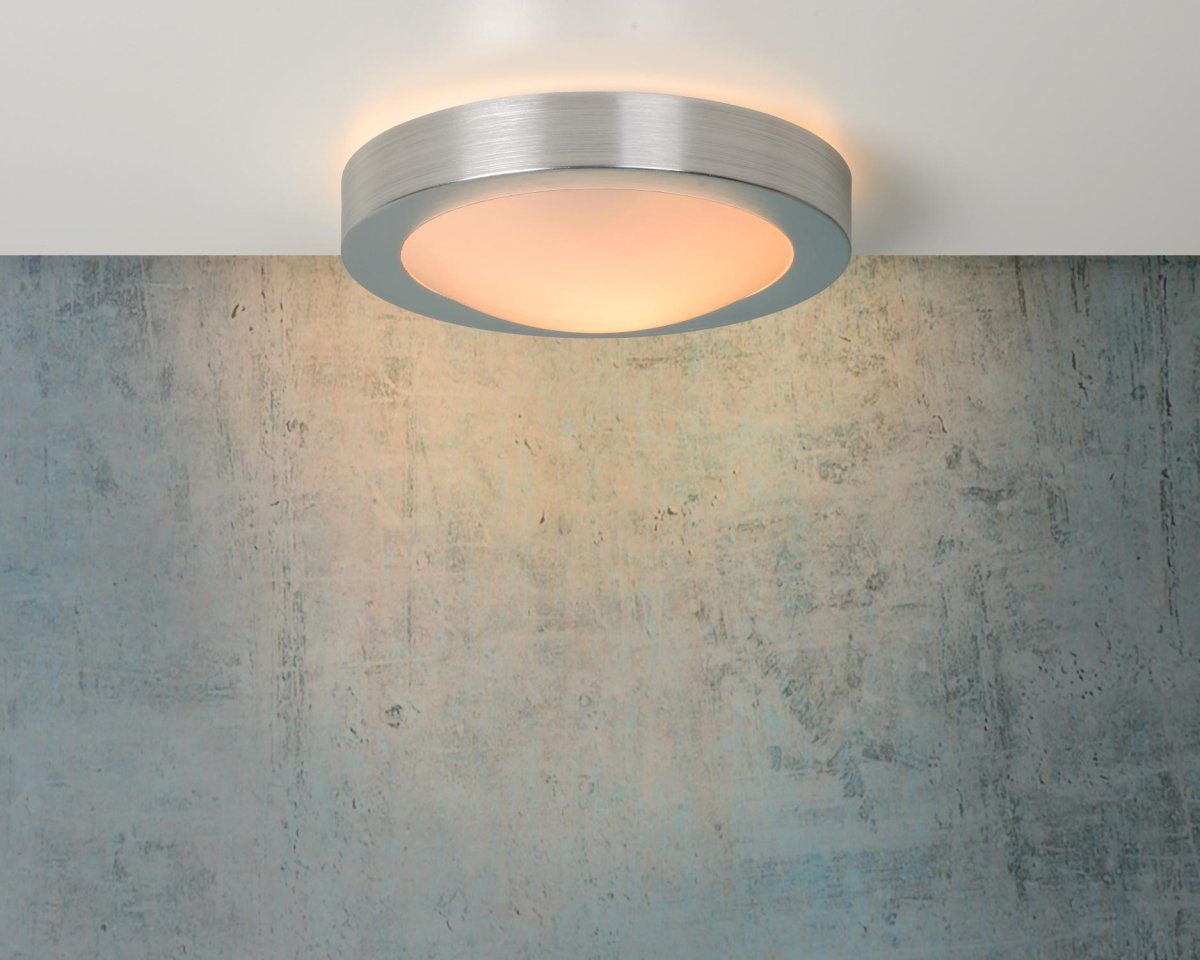 Fresh Ø27 Sateng krom baderomslampe Fra Lucide - Unike produktegenskaperPasser for bruk med LED-lyskildeLett å koble til en dimmer (ekskl.