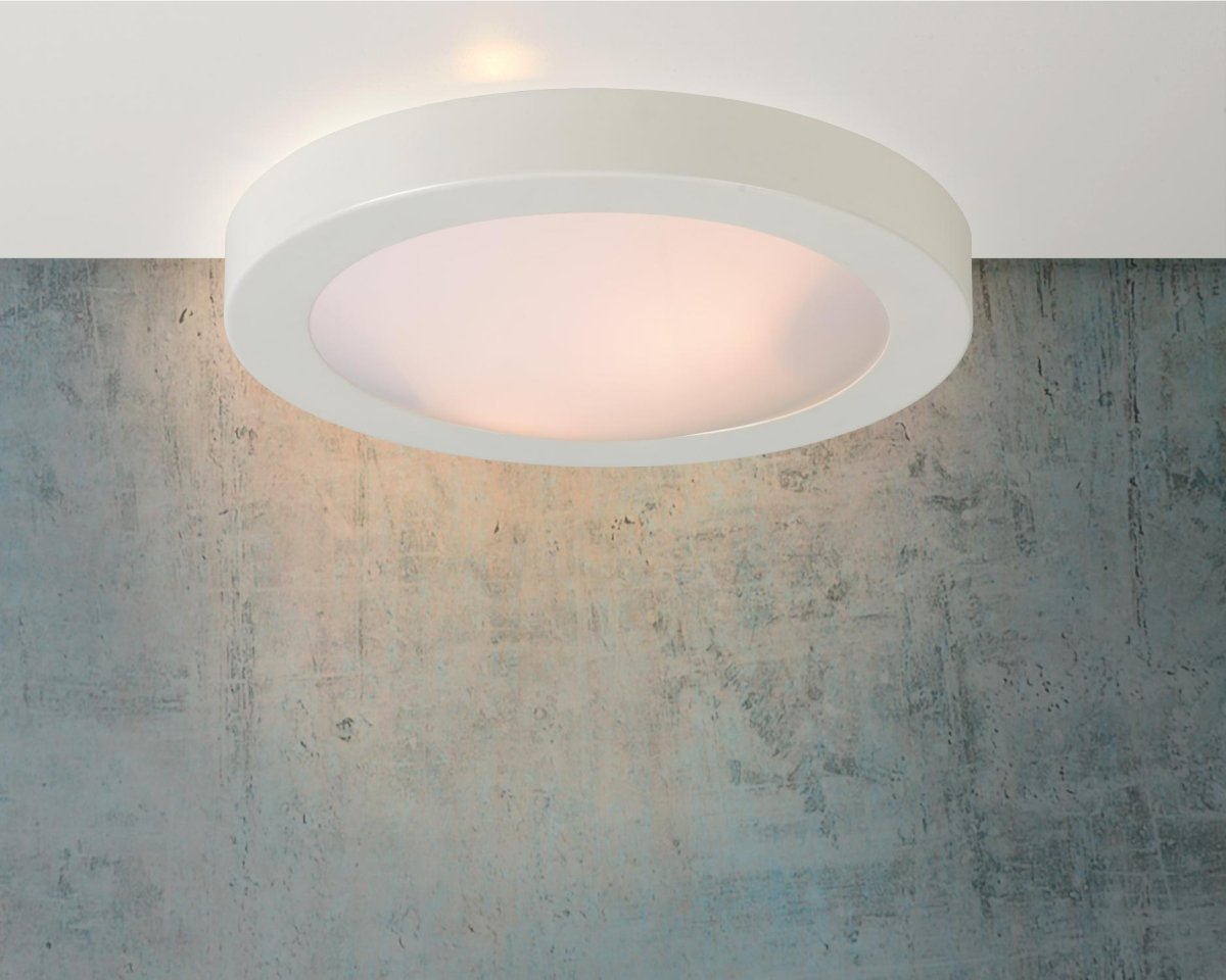 Fresh Ø35 Hvit baderomslampe Fra Lucide - Unike produktegenskaperPasser for bruk med LED-lyskildeLett å koble til en dimmer (ekskl.