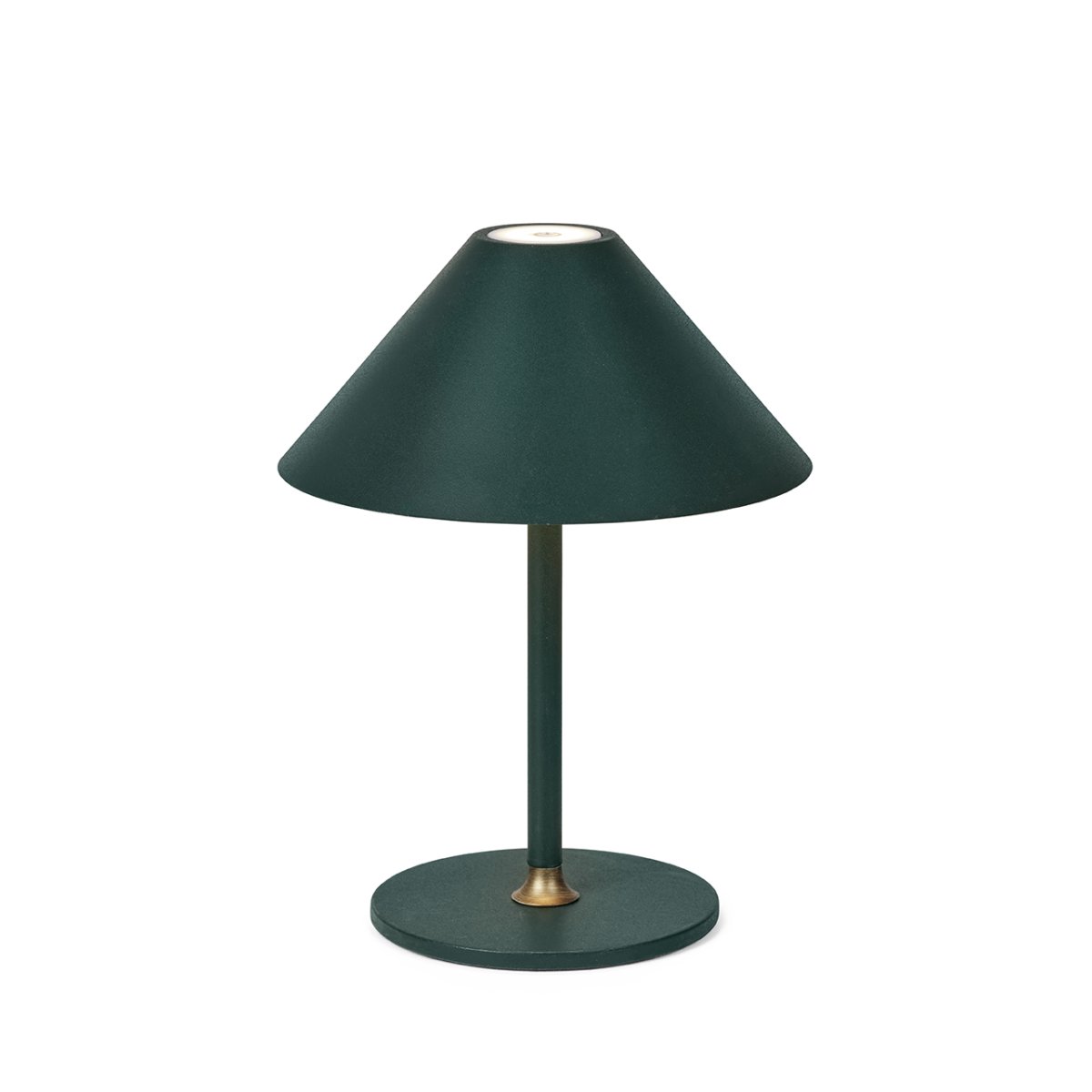 Hygge 20cm Grønn bærbar Fra Halo Design - Den er IP54-klassifisert, noe som gjør den egnet for både innendørs og utendørs bruk (den bør imidlertid oppbevares og lades innendørs).