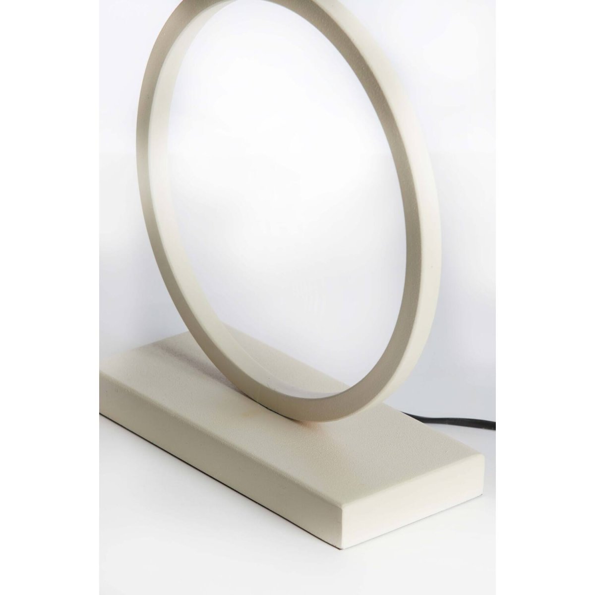 Liva 43cm Kremet hvit lampefot Fra Light & Living - 