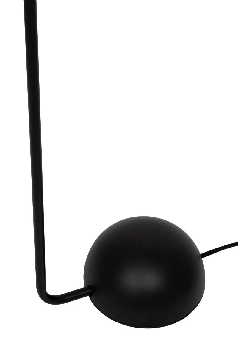 Swan Svart gulvlampe Fra Globen Lighting - Swan er en elegant funksjonell lampe som med sitt myke design minner om en vakker svane.