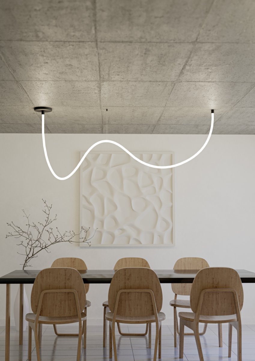 Glow 300cm Svart Taklampe Fra Eglo - Lampen gir 800 lumen per meter og kan lyse i varmhvitt 2700K eller forskjellige RGB-farger.