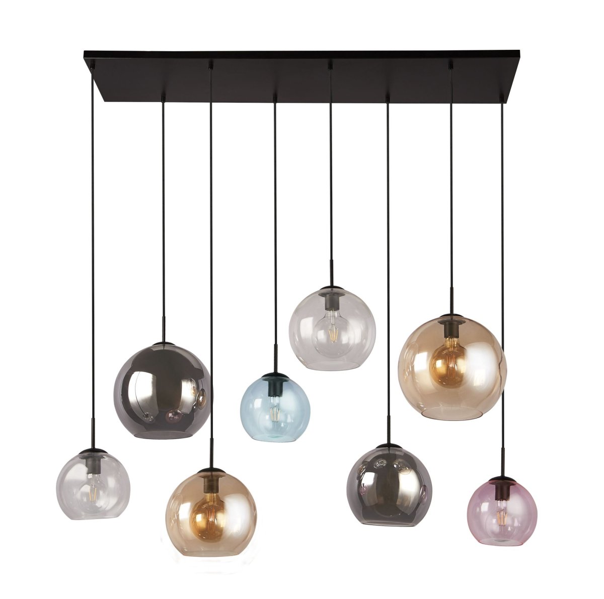 Mardi Gras 150cm Flerfarget Taklampe Fra Searchlight - Med sine elegante, hengende globuser i forskjellige farger, skaper den en dynamisk og livlig atmosfære i hjemmet ditt.