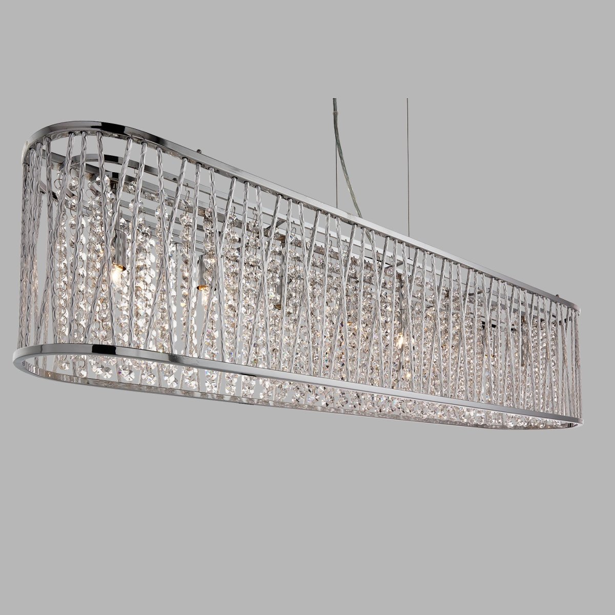 Elise 104cm Krom Taklampe Fra Searchlight - Midten av lampen er dekorert med klare krystalldråper som glitrer vakkert når lampen er tent.